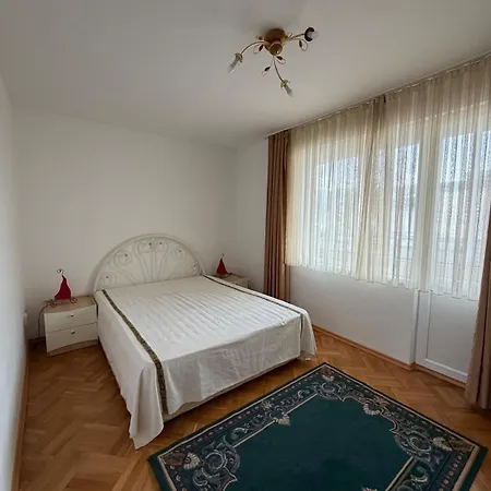 Arian In The Center Апартамент